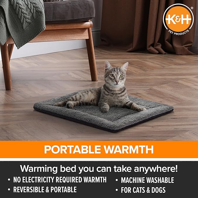 K&H PET PRODUCTS Self-Warming Cat Bed Pad, Self Heating Pad for Outdoor Cat Houses, Warming Mat for Indoor Pet Beds & Furniture, Reversible Blanket, Machine Washable - Small 21 X 17in Gray/ Black — image 3