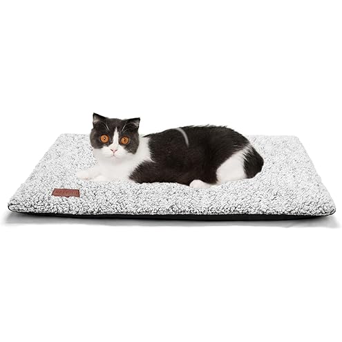 K&H PET PRODUCTS Self-Warming Cat Bed Pad, Self Heating Pad for Outdoor Cat Houses, Warming Mat for Indoor Pet Beds & Furniture, Reversible Blanket, Machine Washable - Small 21 X 17in Gray/ Black — image 12